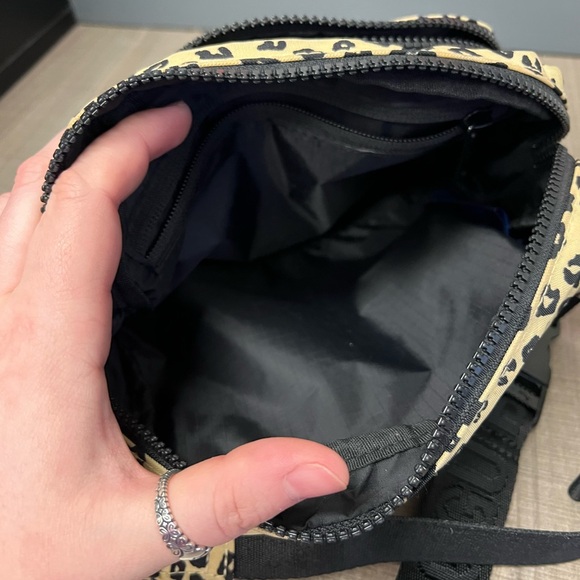 Baggu Honey Leopard Fanny Pack - Picture 4 of 4